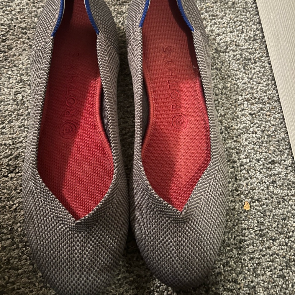 Rothy’s Size 8.5 - Picture 2 of 3